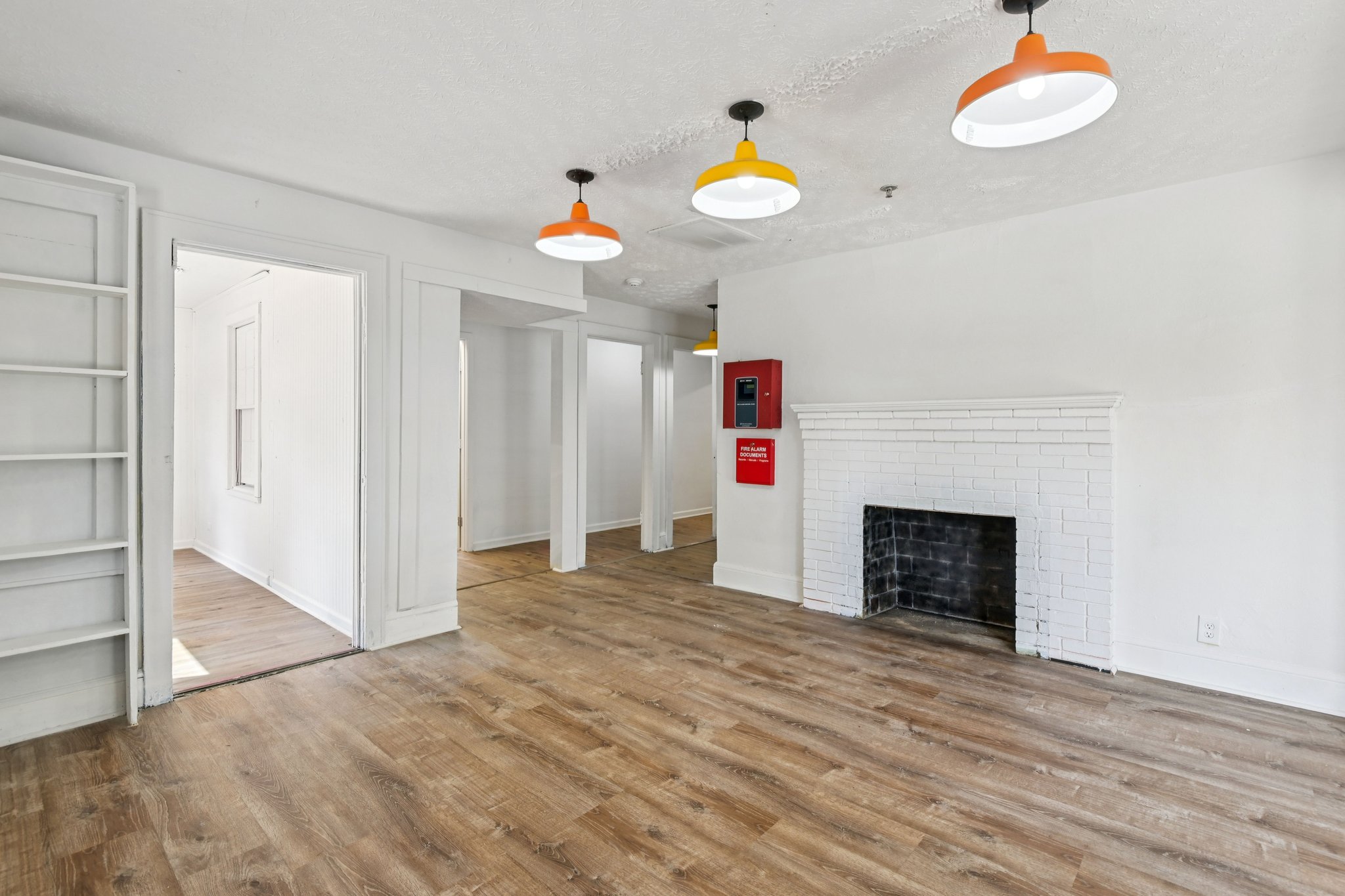 Temple Rd E-S0603-008.jpg