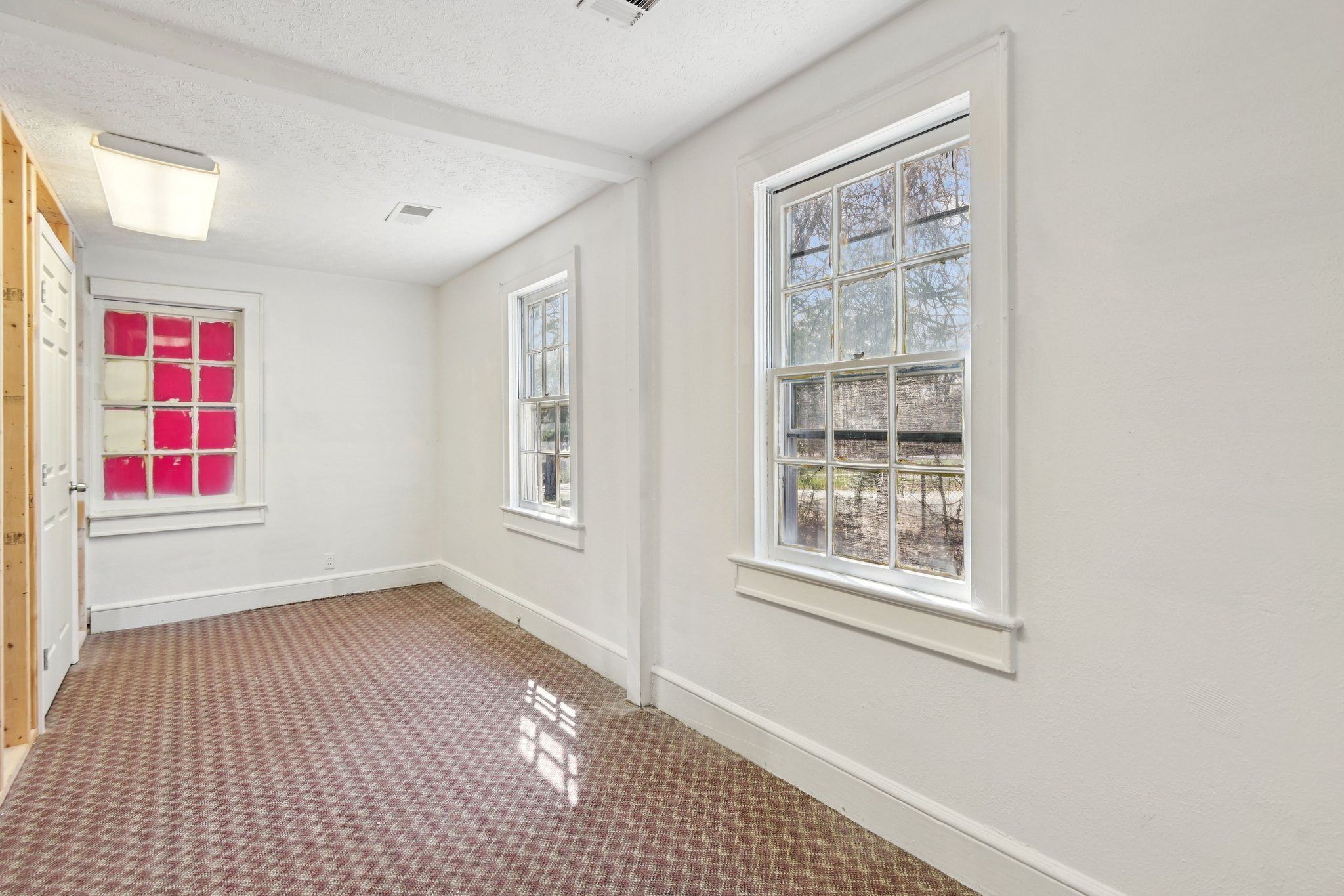 Temple Rd E-S0603-046.jpg