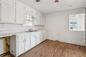 Temple Rd E-S0603-014.jpg