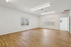 Temple Rd E-S0603-031.jpg