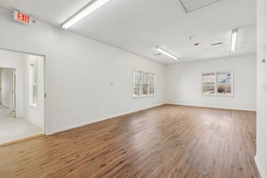 Temple Rd E-S0603-032.jpg