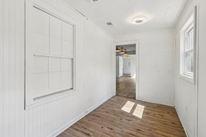 Temple Rd E-S0603-042.jpg