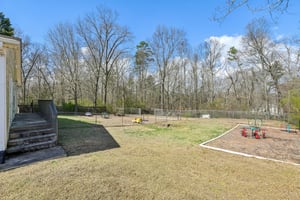 Temple Rd E-S0603-057.jpg