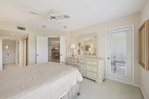 Wexford Blvd 824-S2908-022.jpg