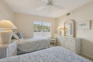 Wexford Blvd 824-S2908-028.jpg