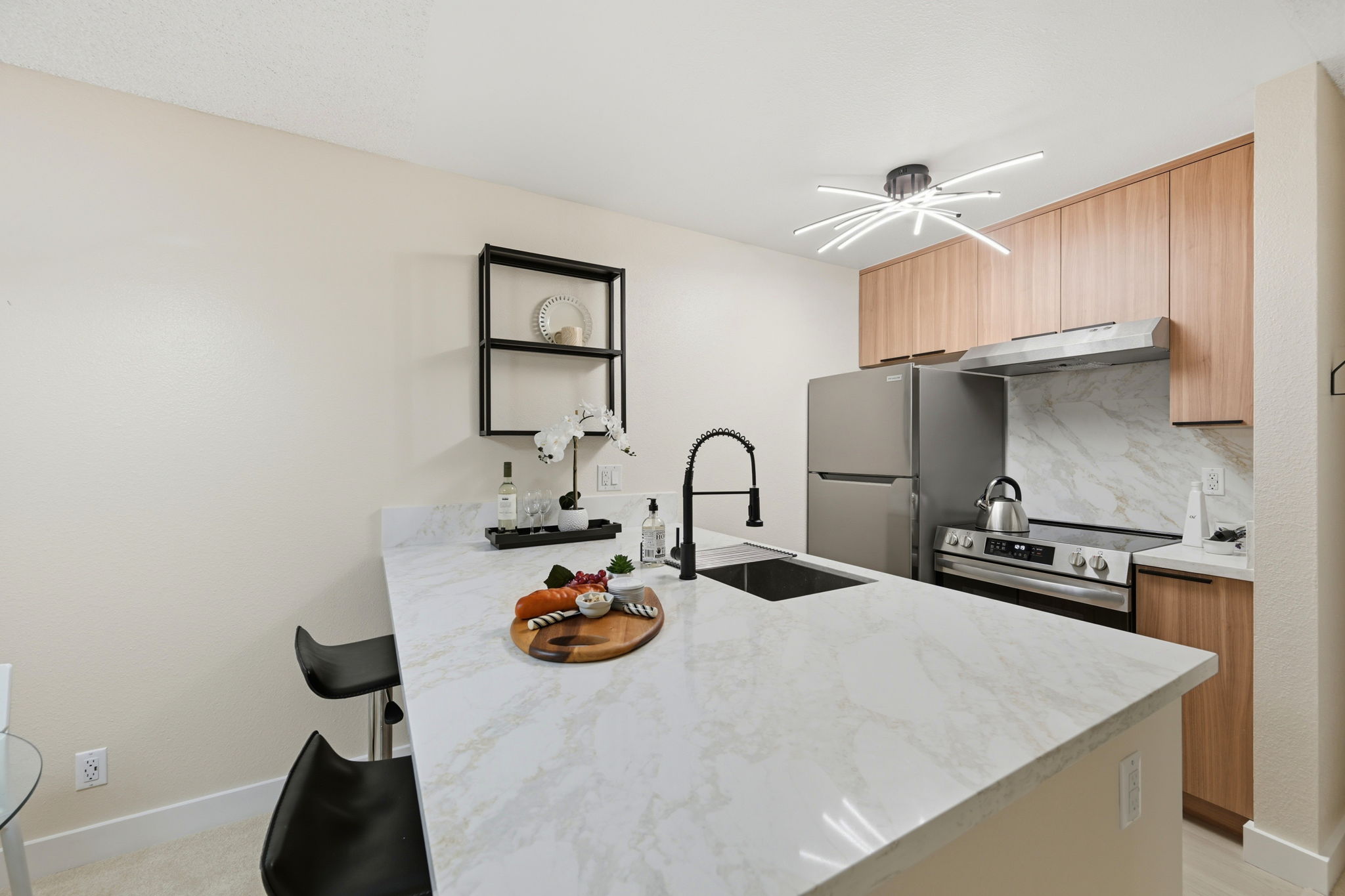 008_F8_8246 Shelter Creek Ln 8246