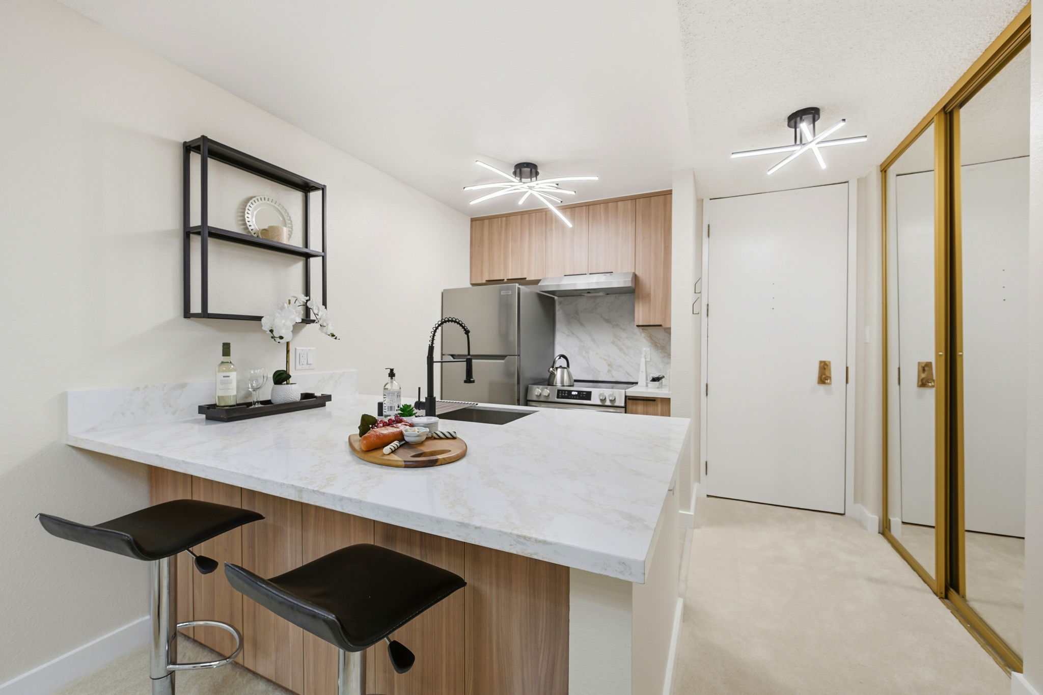 011_F8_8246 Shelter Creek Ln 8246