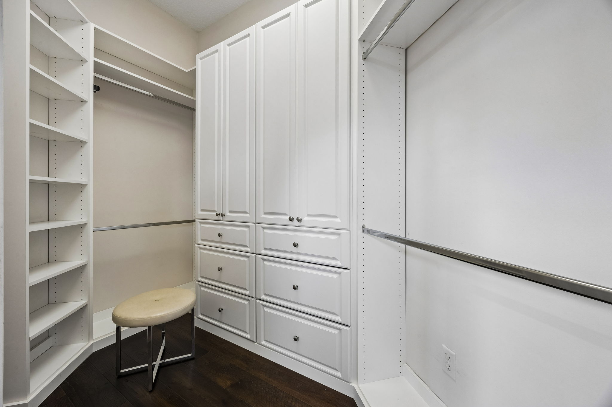 Primary Bedroom Closet