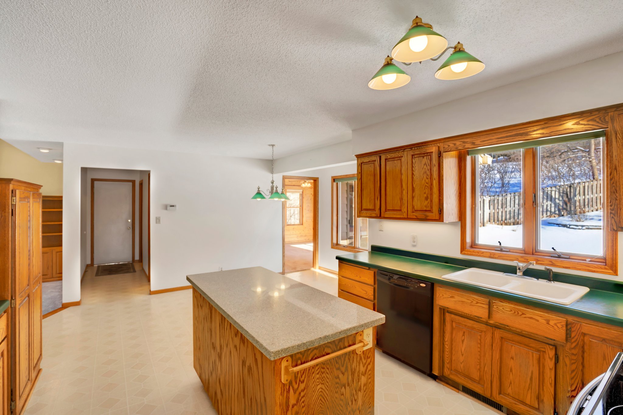 825 Amundson Dr, Stillwater, MN 55082, USA Photo 11