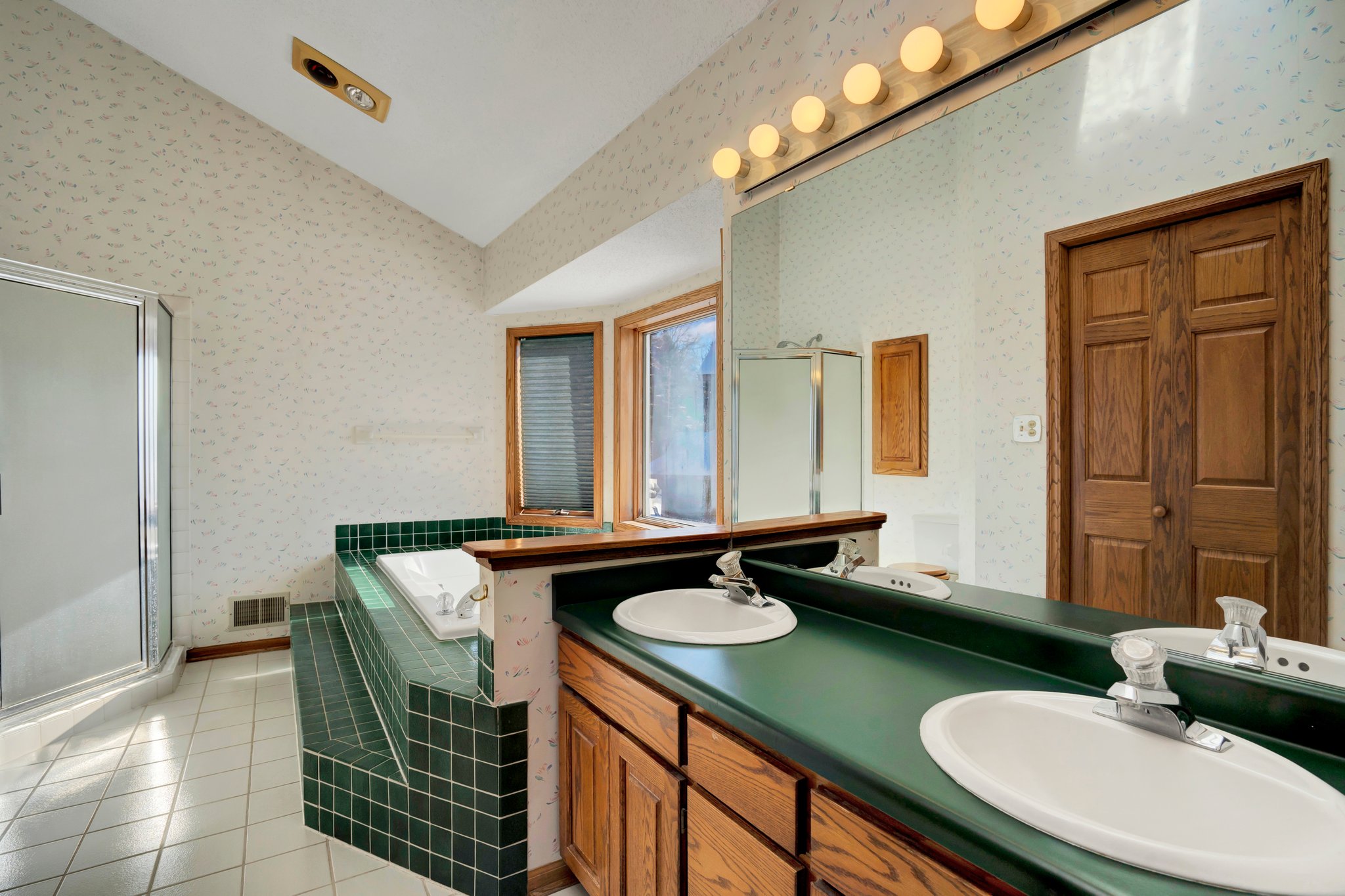 825 Amundson Dr, Stillwater, MN 55082, USA Photo 26