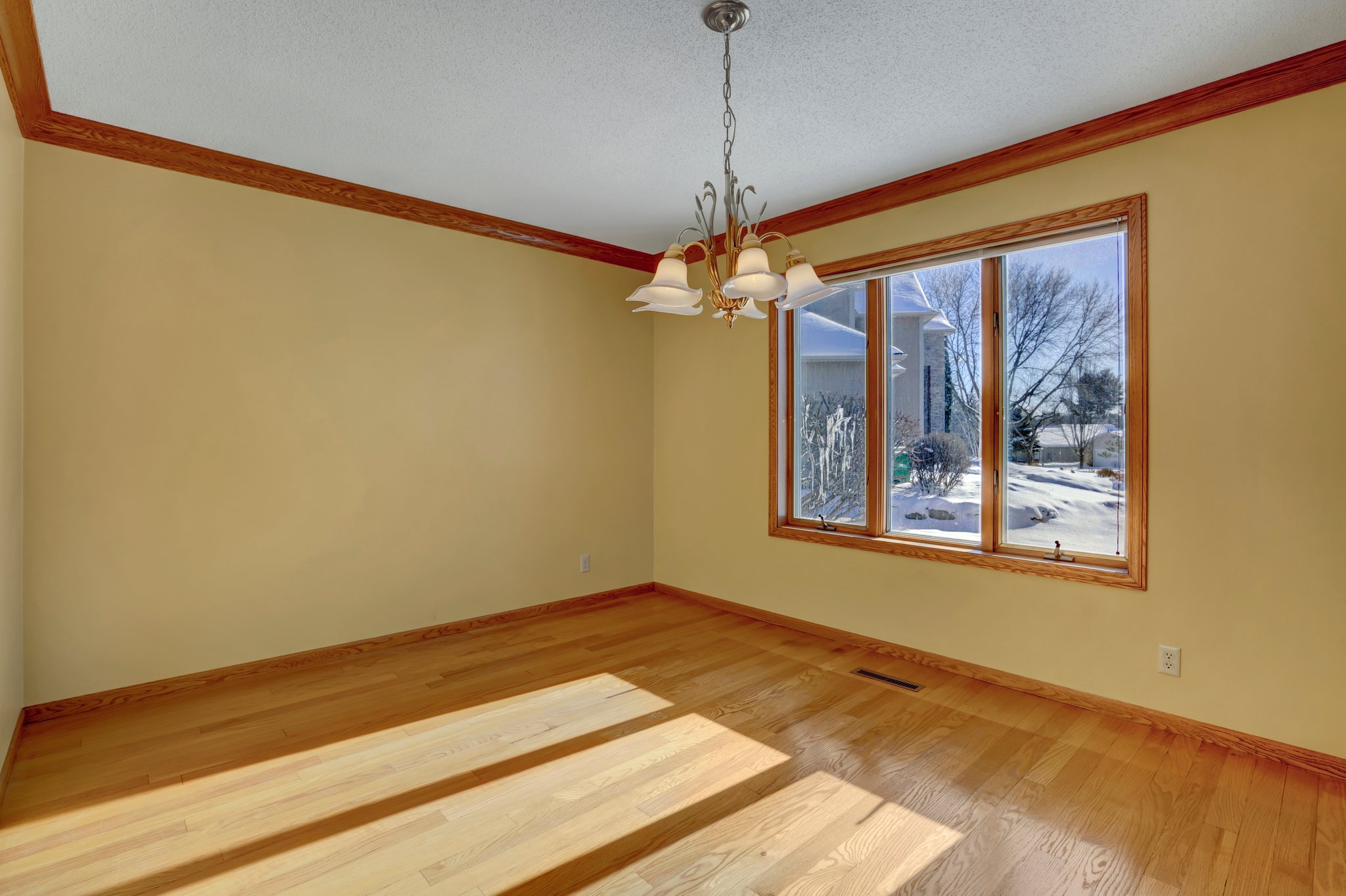 825 Amundson Dr, Stillwater, MN 55082, USA Photo 10