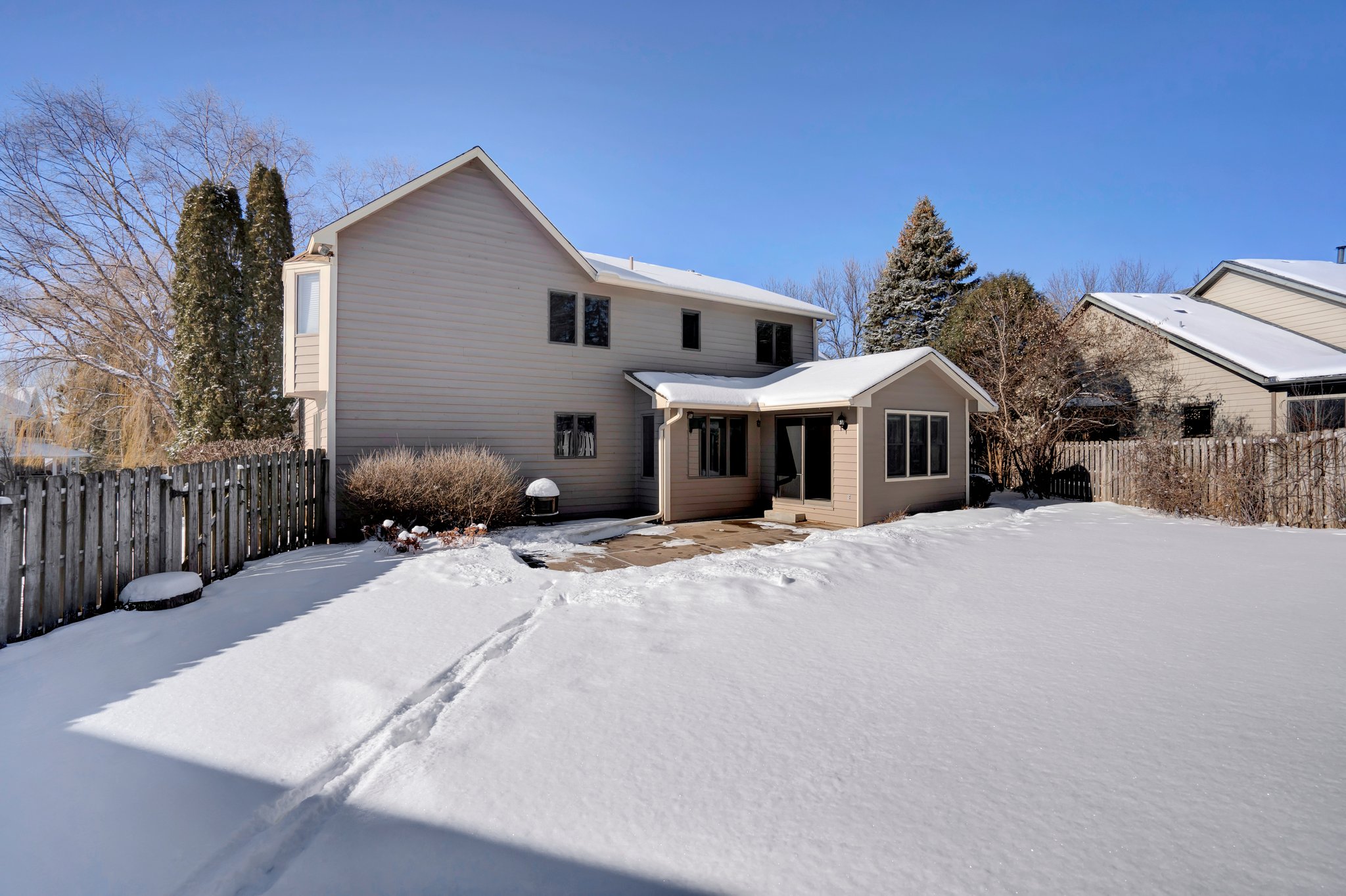 825 Amundson Dr, Stillwater, MN 55082, USA Photo 3
