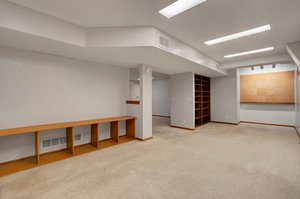 825 Amundson Dr, Stillwater, MN 55082, USA Photo 17