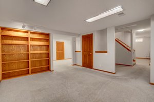 825 Amundson Dr, Stillwater, MN 55082, USA Photo 15