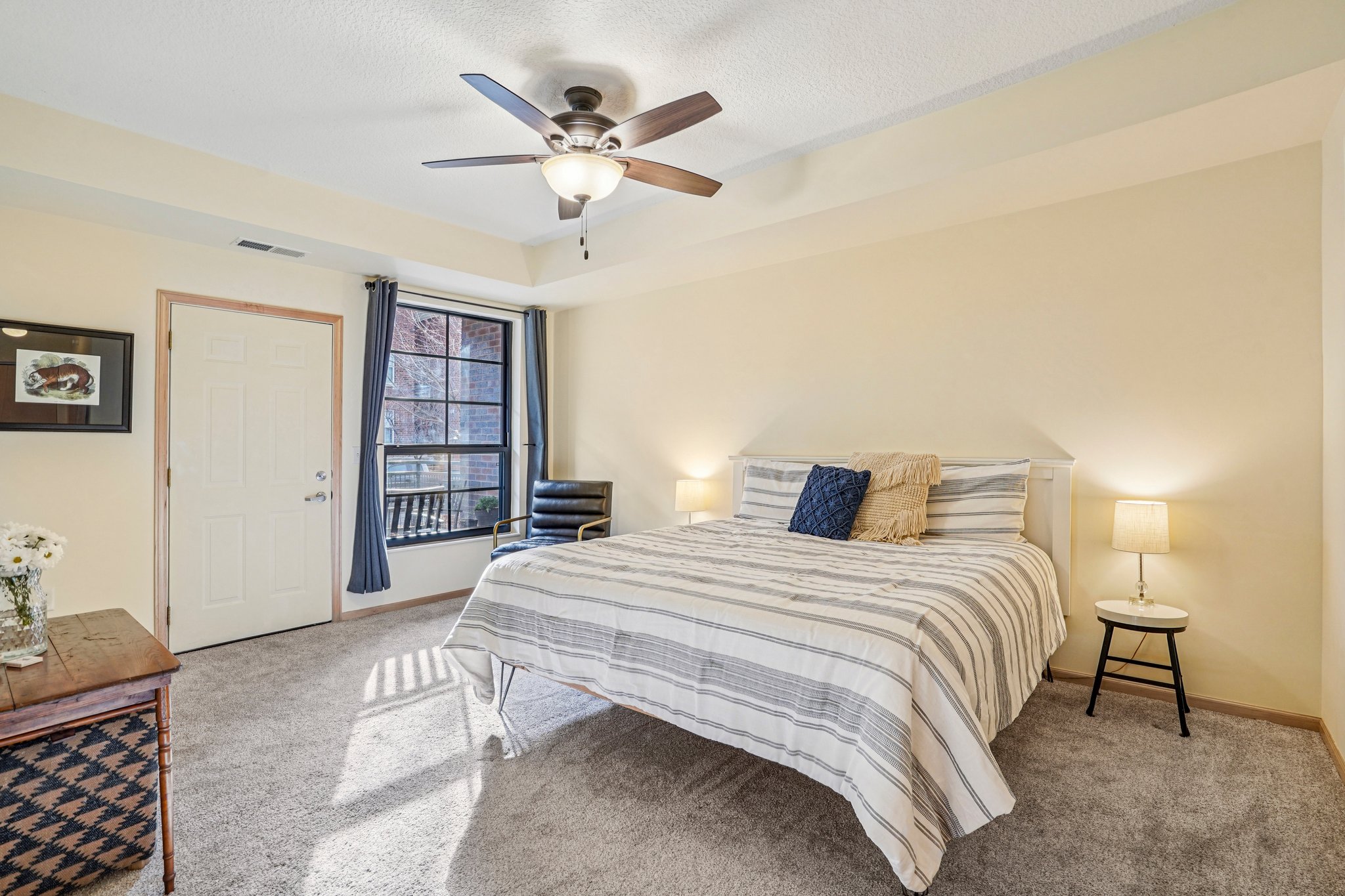 Gorgeous 17x12 owner's suite