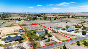 Property Lines are Approximate and not a survey