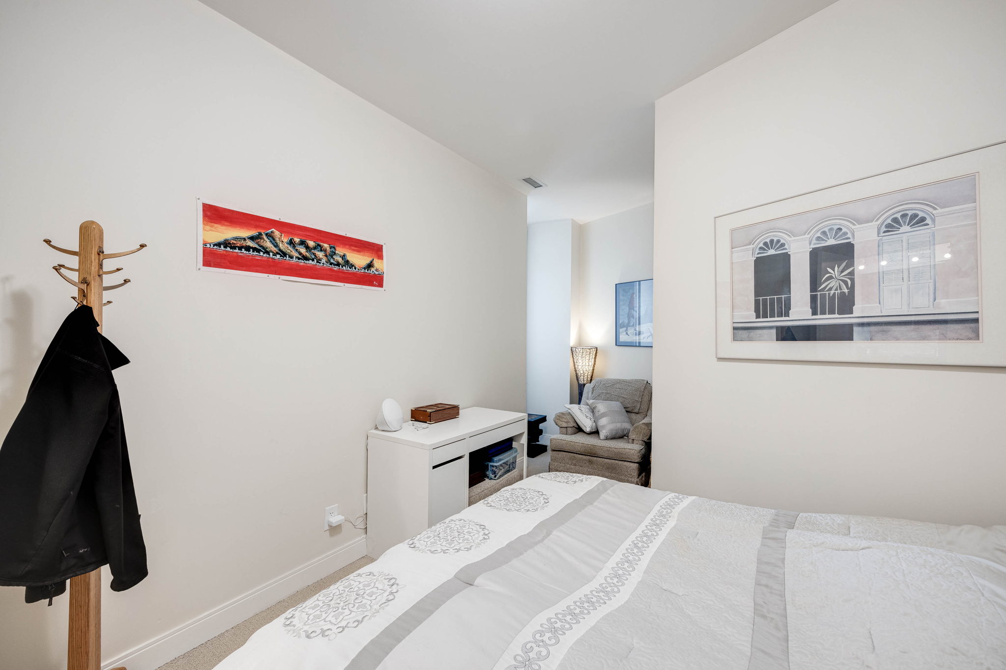 Toronto property showcase — delivered property photograph 18