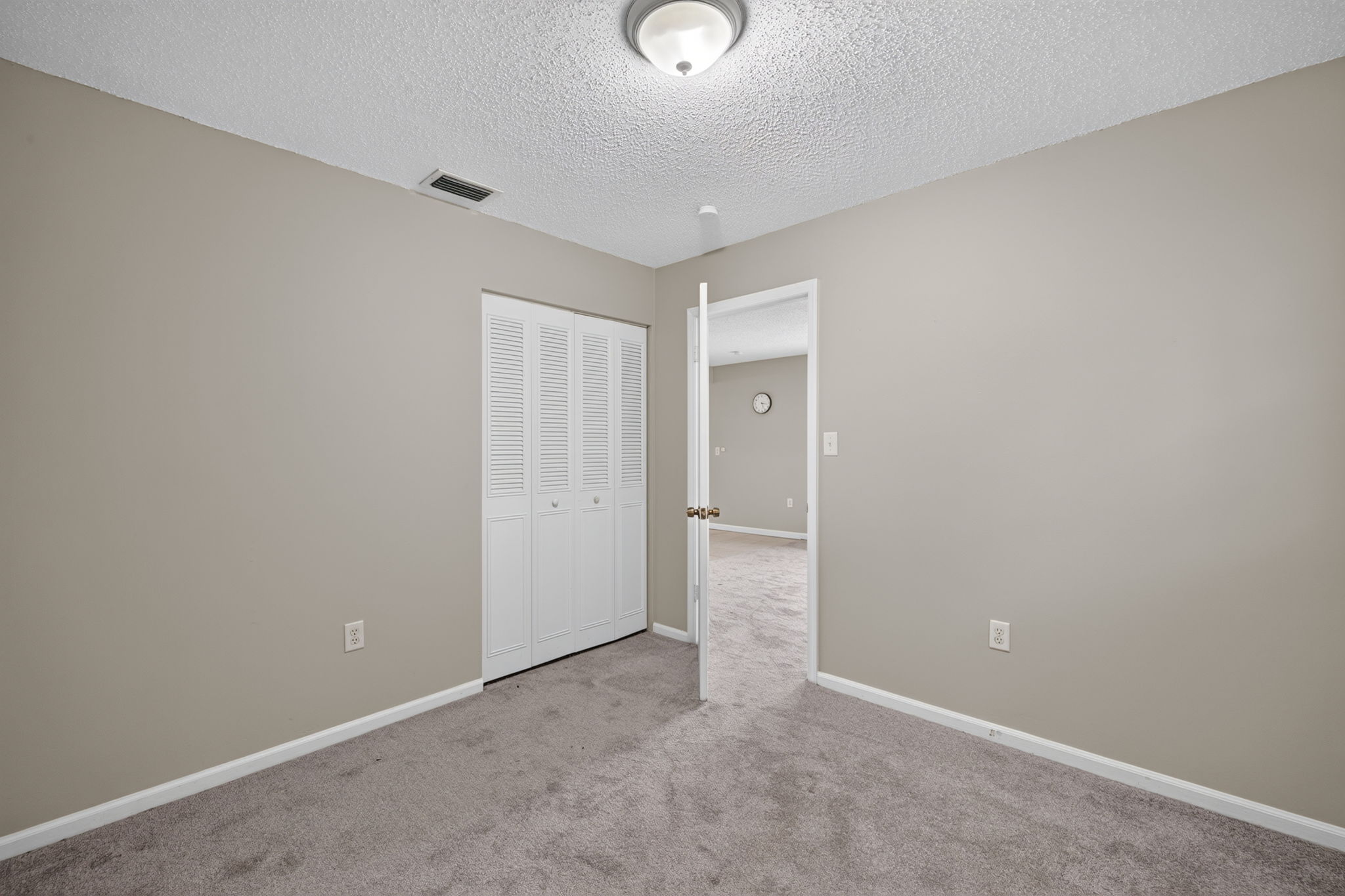 Guest Bedroom 1 - 2 of 2