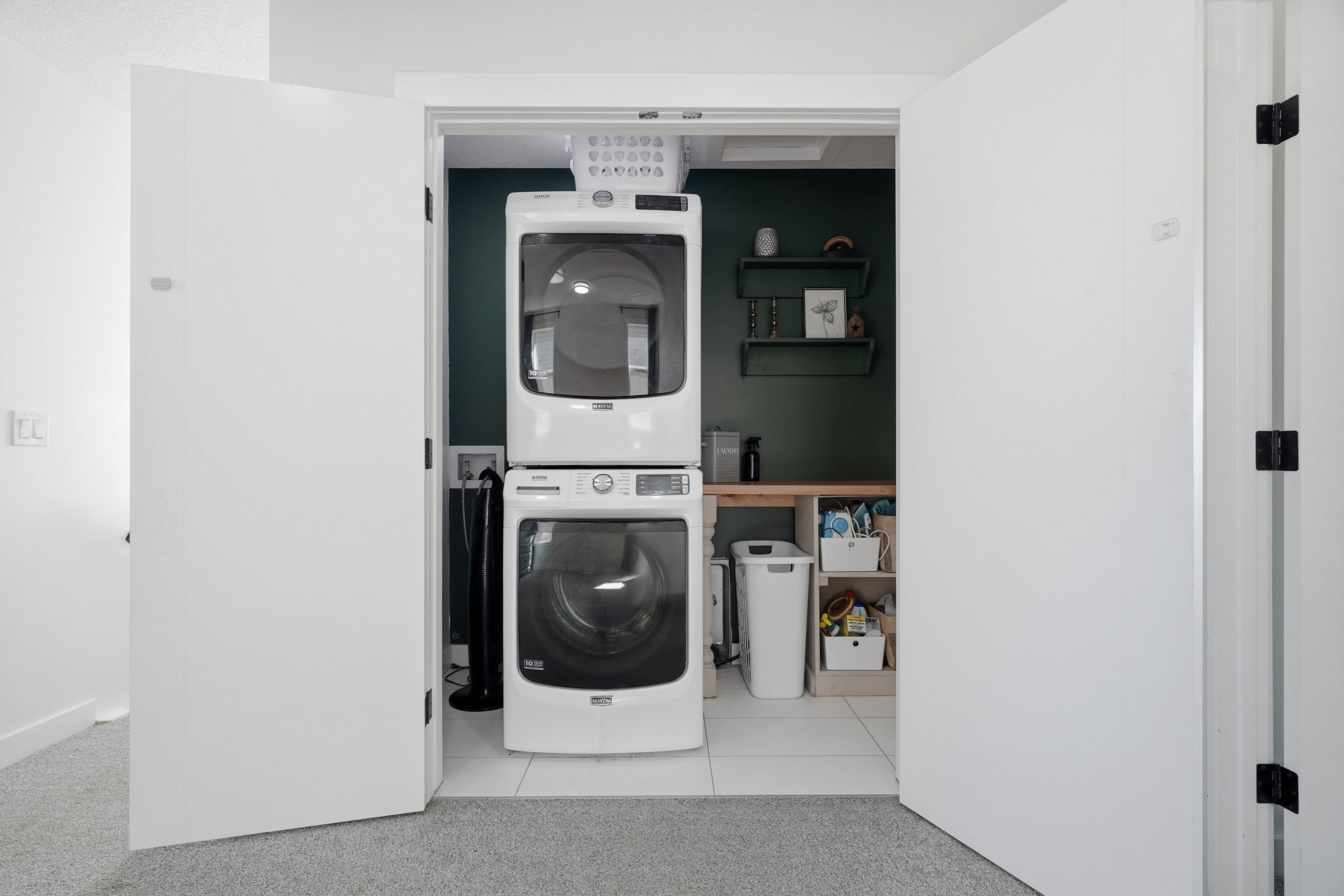  Photo 68