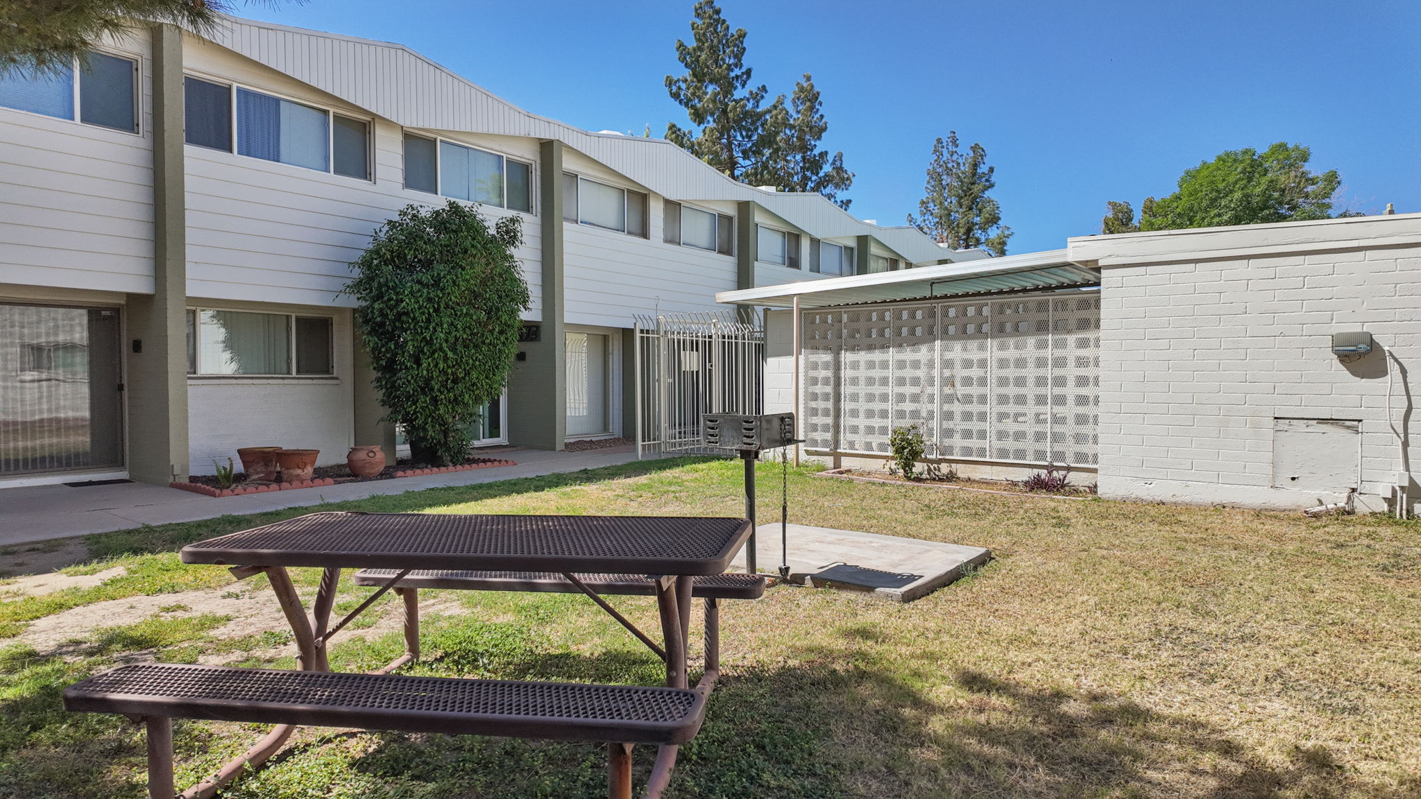 825 Hayden Rd C-104 - 018