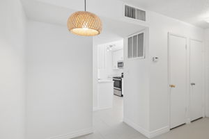 825 Hayden Rd C-104 - 007