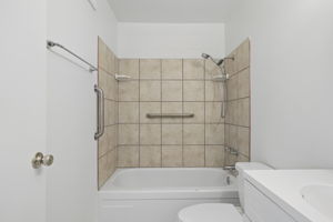 825 Hayden Rd C-104 - 012