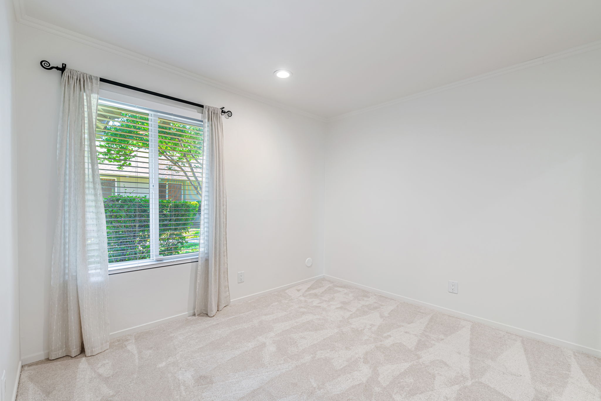 026_825 Oak Grove Rd 15
