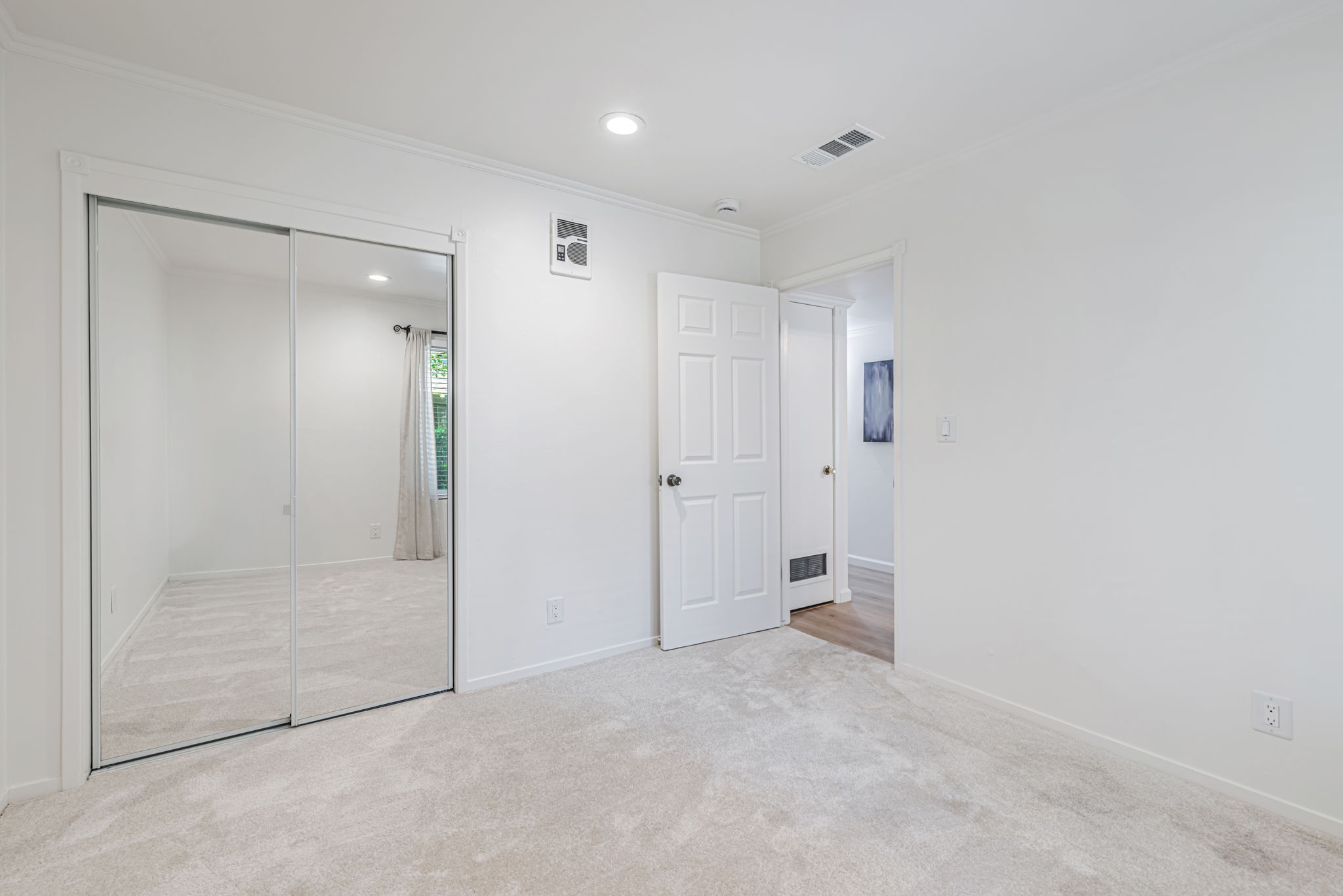 028_825 Oak Grove Rd 15