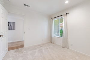 027_825 Oak Grove Rd 15