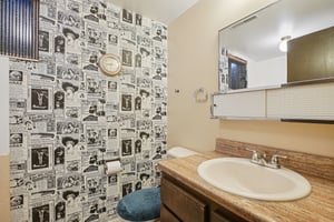 Old Lincoln Hwy-S1302-026.jpg