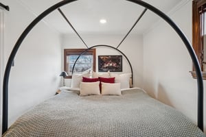 Princeton Ave-L1702-020.jpg