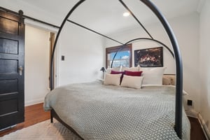 Princeton Ave-L1702-022.jpg