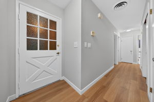  Photo 64