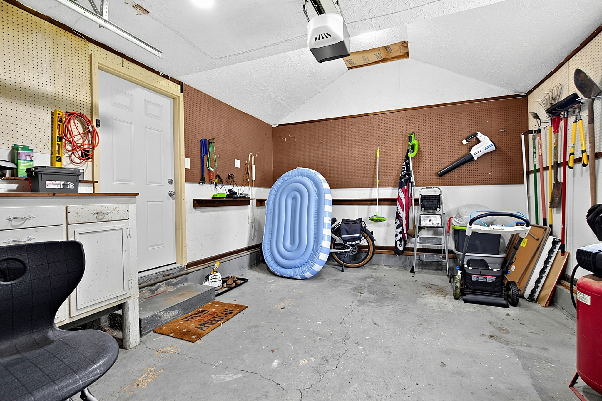  Photo 42