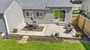  Photo 49