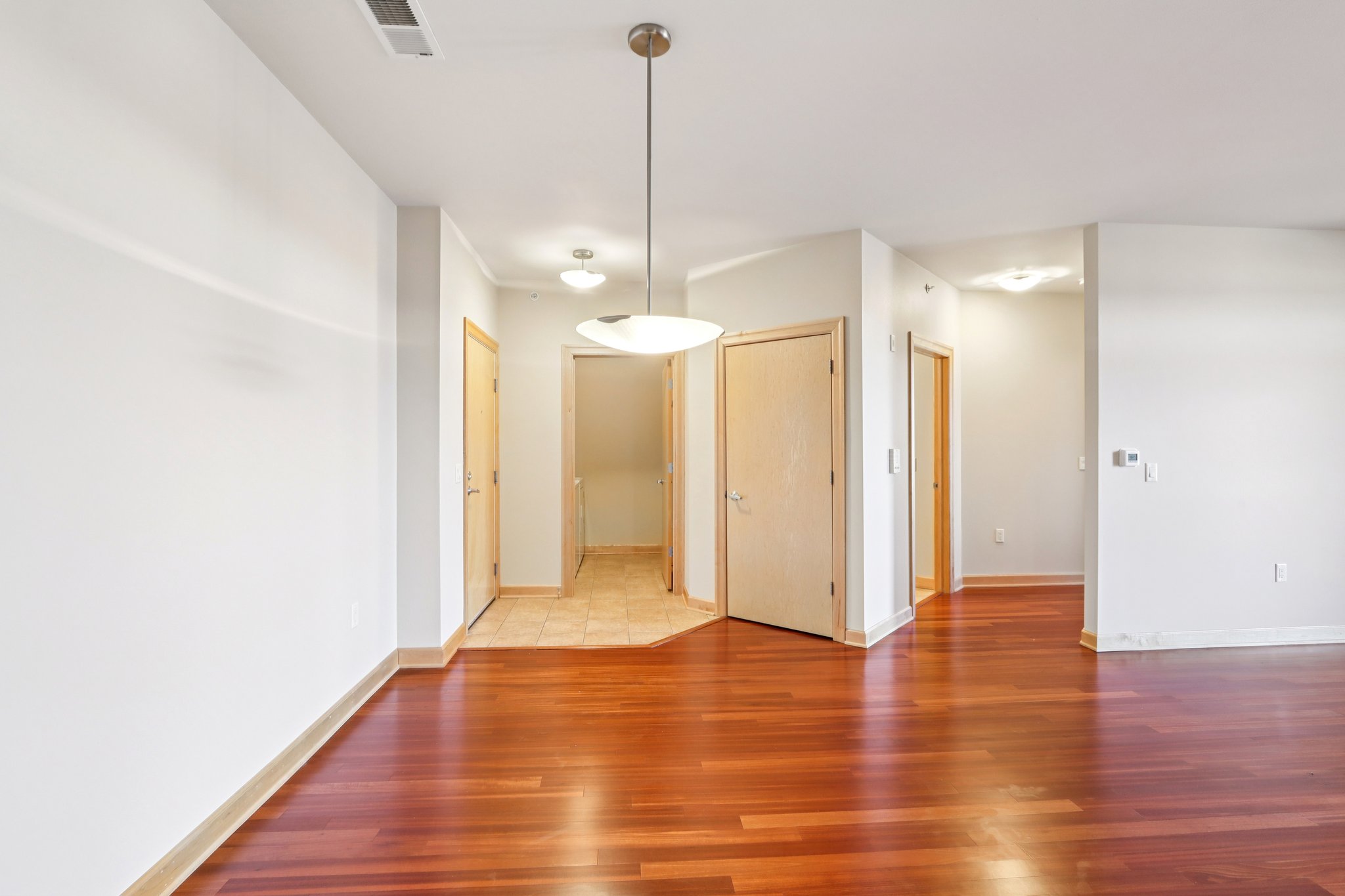 Mayo Dr 210-S2402-008.jpg