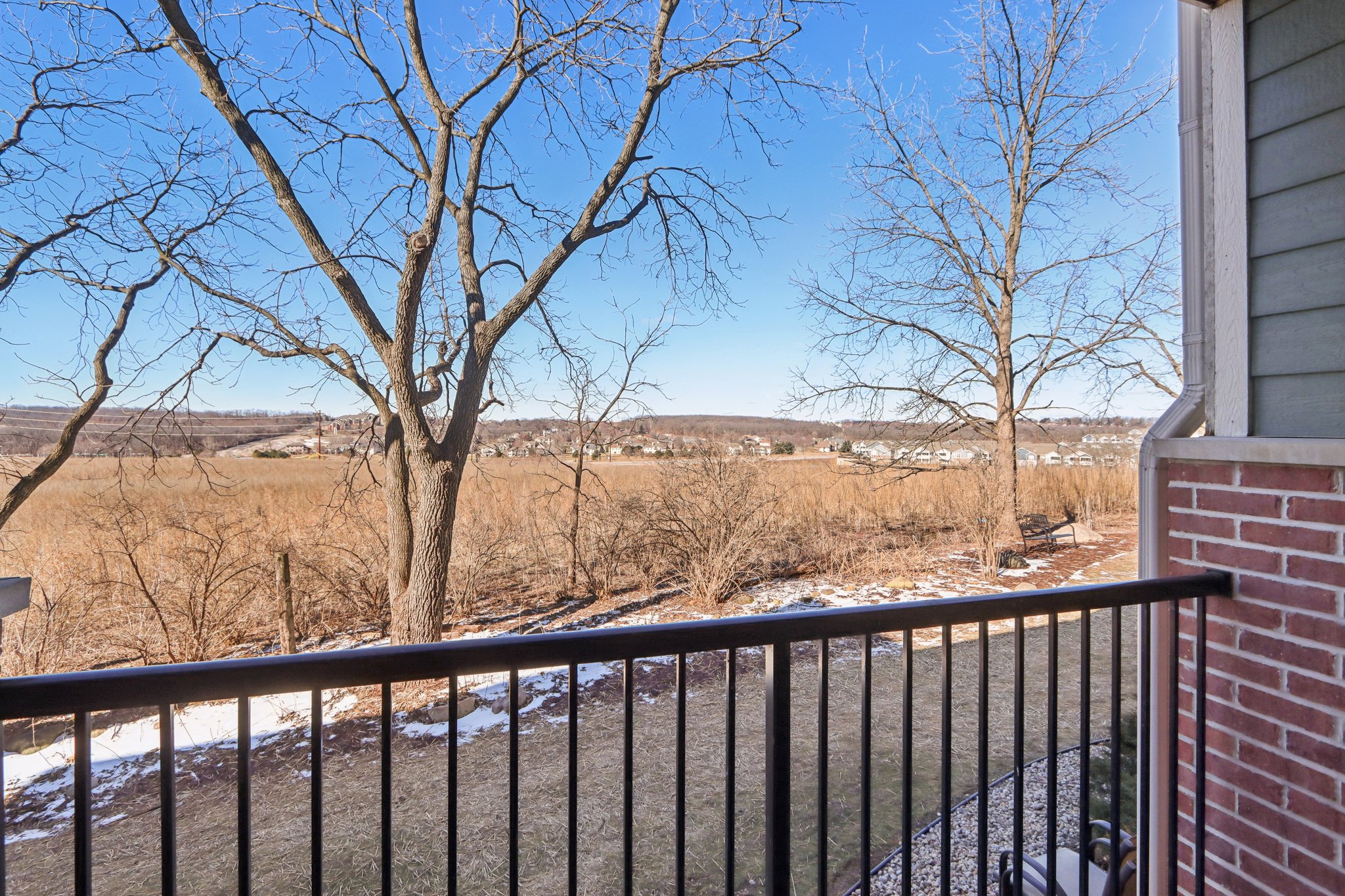 Mayo Dr 210-S2402-028.jpg