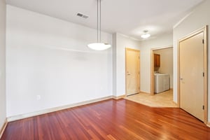 Mayo Dr 210-S2402-007.jpg