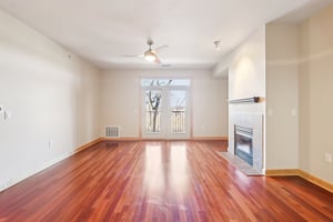 Mayo Dr 210-S2402-010.jpg