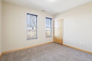 Mayo Dr 210-S2402-020.jpg