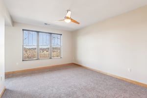 Mayo Dr 210-S2402-023.jpg