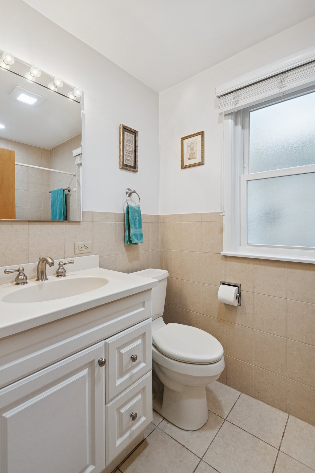 826 Brown Ave_012.jpg