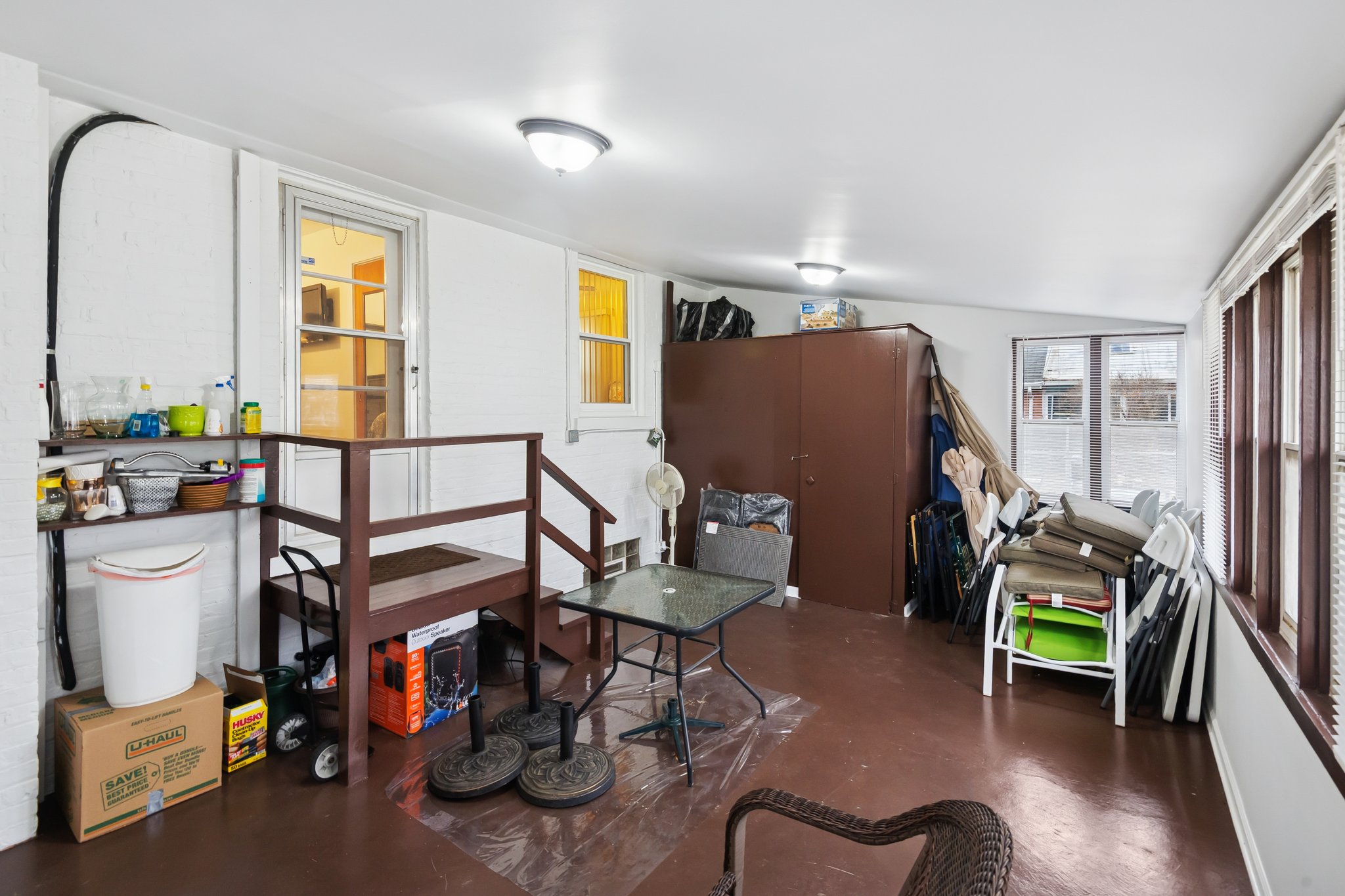 826 Brown Ave_014.jpg