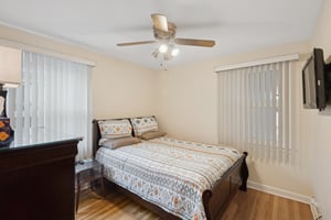 826 Brown Ave_007.jpg