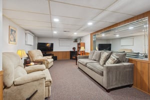 826 Brown Ave_016.jpg