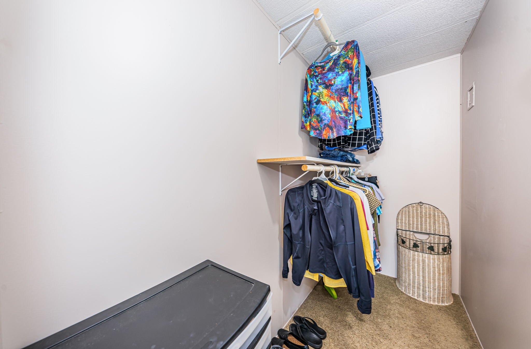 Master Bedroom Walk-in Closet