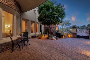 8263 E Sienna Cir, Mesa, AZ 85207, USA Photo 8
