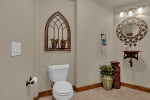 8263 E Sienna Cir, Mesa, AZ 85207, USA Photo 13