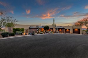 8263 E Sienna Cir, Mesa, AZ 85207, USA Photo 1