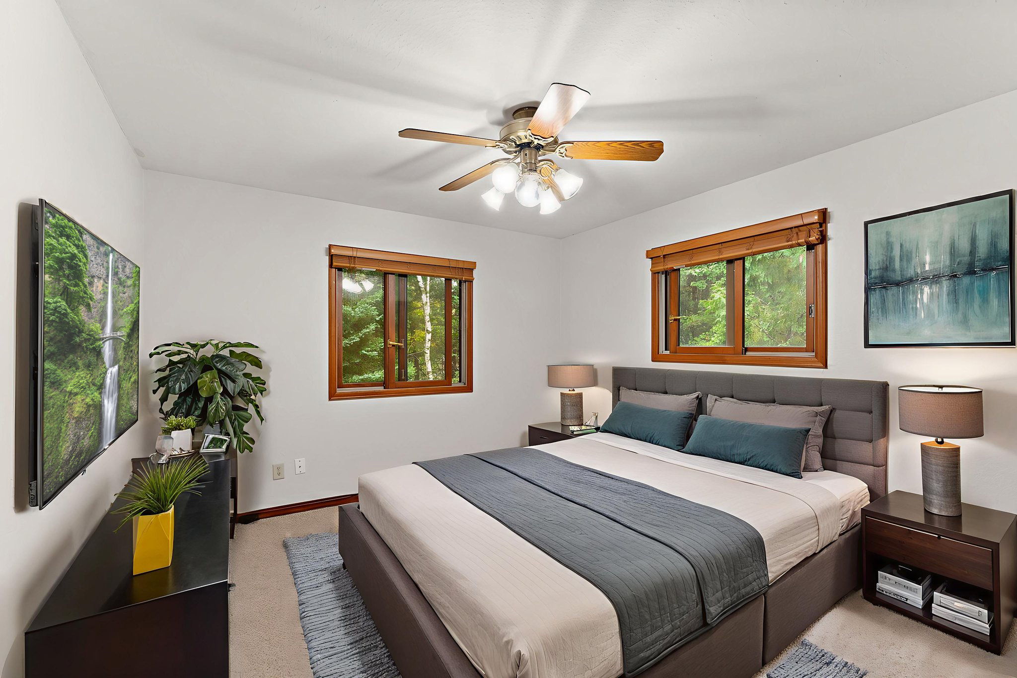 40-web-or-mls-UAV Vision Media (16) virtually staged